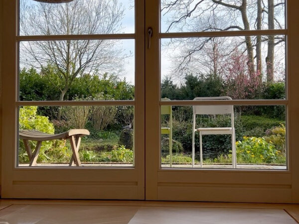 uw eiken houten vloer schuren en lakken door een expert